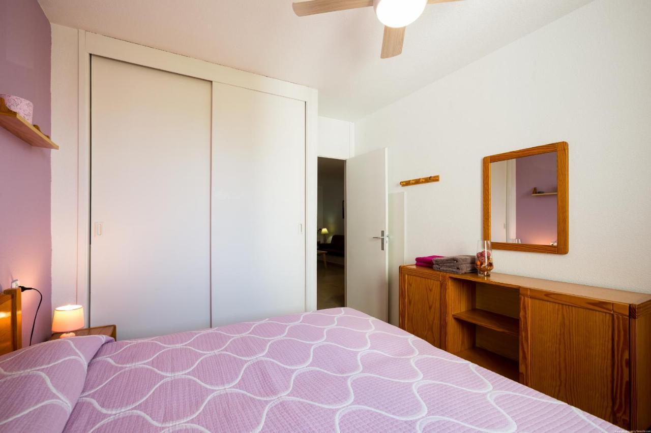 Go2Tenerife Appart'Nido Famille - Piscine & Plage Apartment Playa de las Americas  Exterior photo