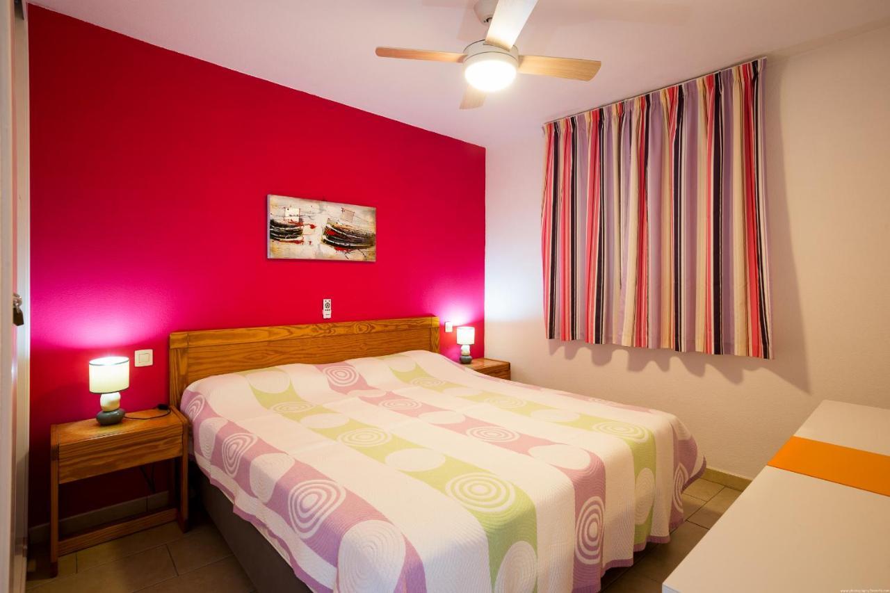 Go2Tenerife Appart'Nido Famille - Piscine & Plage Apartment Playa de las Americas  Exterior photo