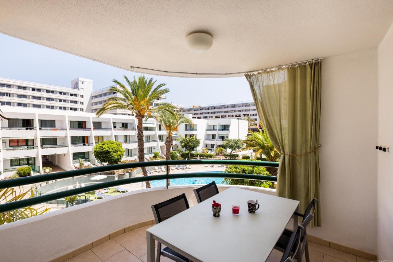 Go2Tenerife Appart'Nido Famille - Piscine & Plage Apartment Playa de las Americas  Exterior photo